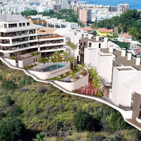The View 52 Golf And Sea Apartment